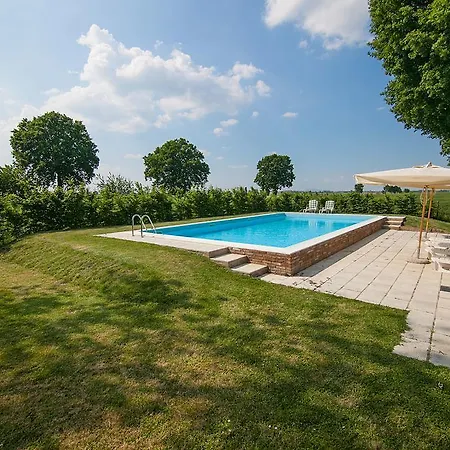 Gospodarstwo agroturystyczne Agriturismo Principe Pio *